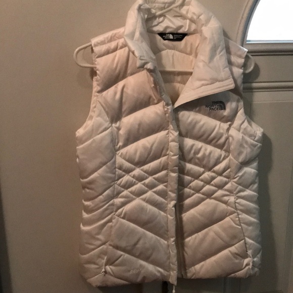 North Face vest - Picture 1 of 2